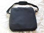 Â£5 - GOOD QUALITY laptop case,  black, 